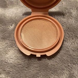 💚3/$10 Amazonian Clay Blush in Parkave Princess